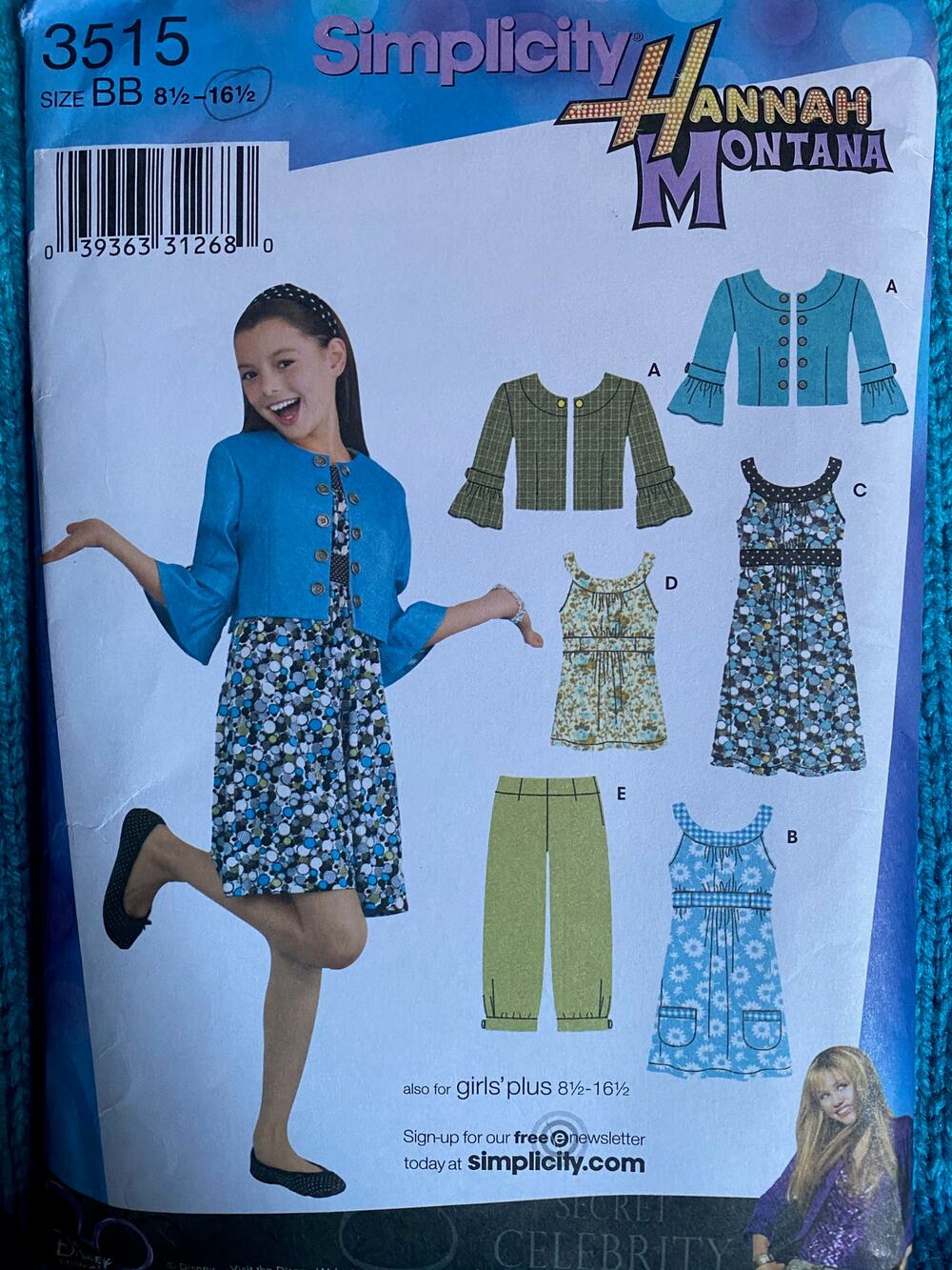 Simplicity sewing pattern  3515 Girls dress top pants